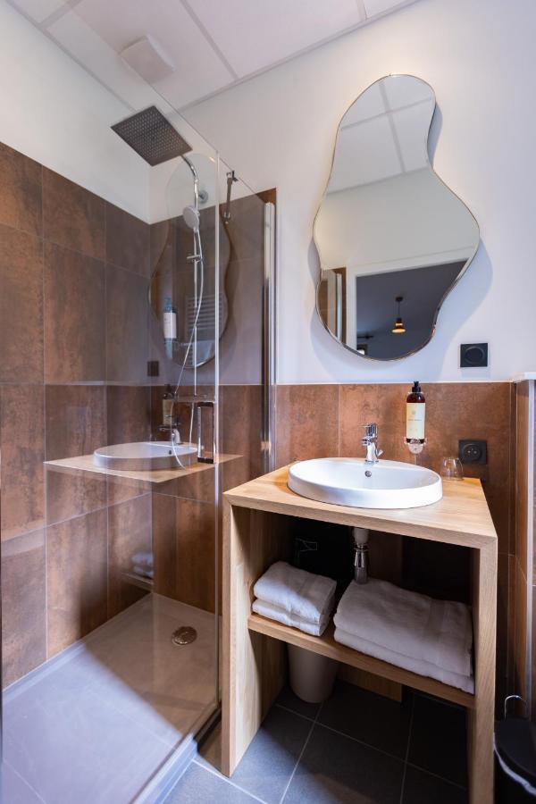 Hotel - Lodges De Lemptegy Сент-Орс Екстериор снимка