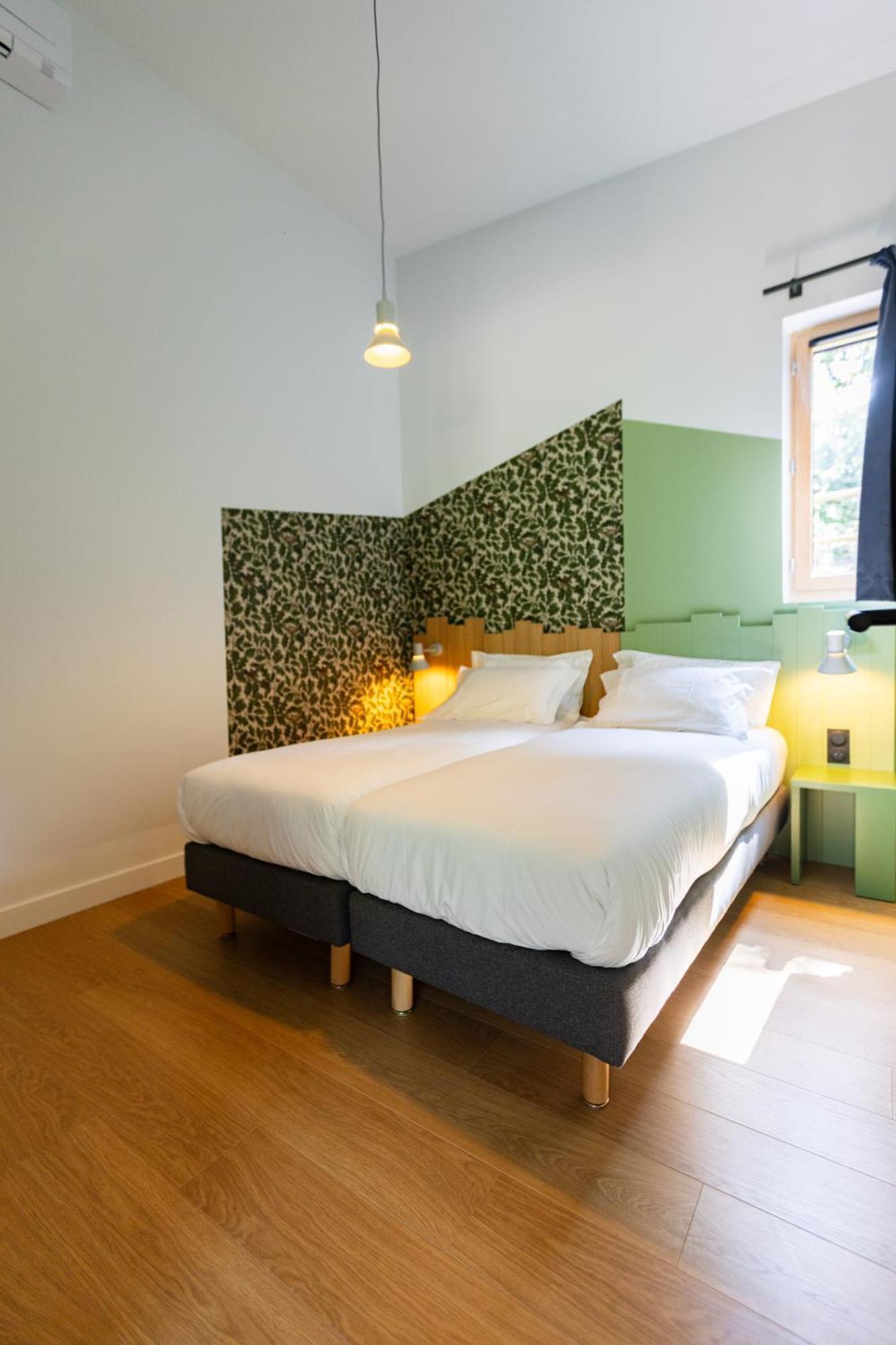 Hotel - Lodges De Lemptegy Сент-Орс Екстериор снимка