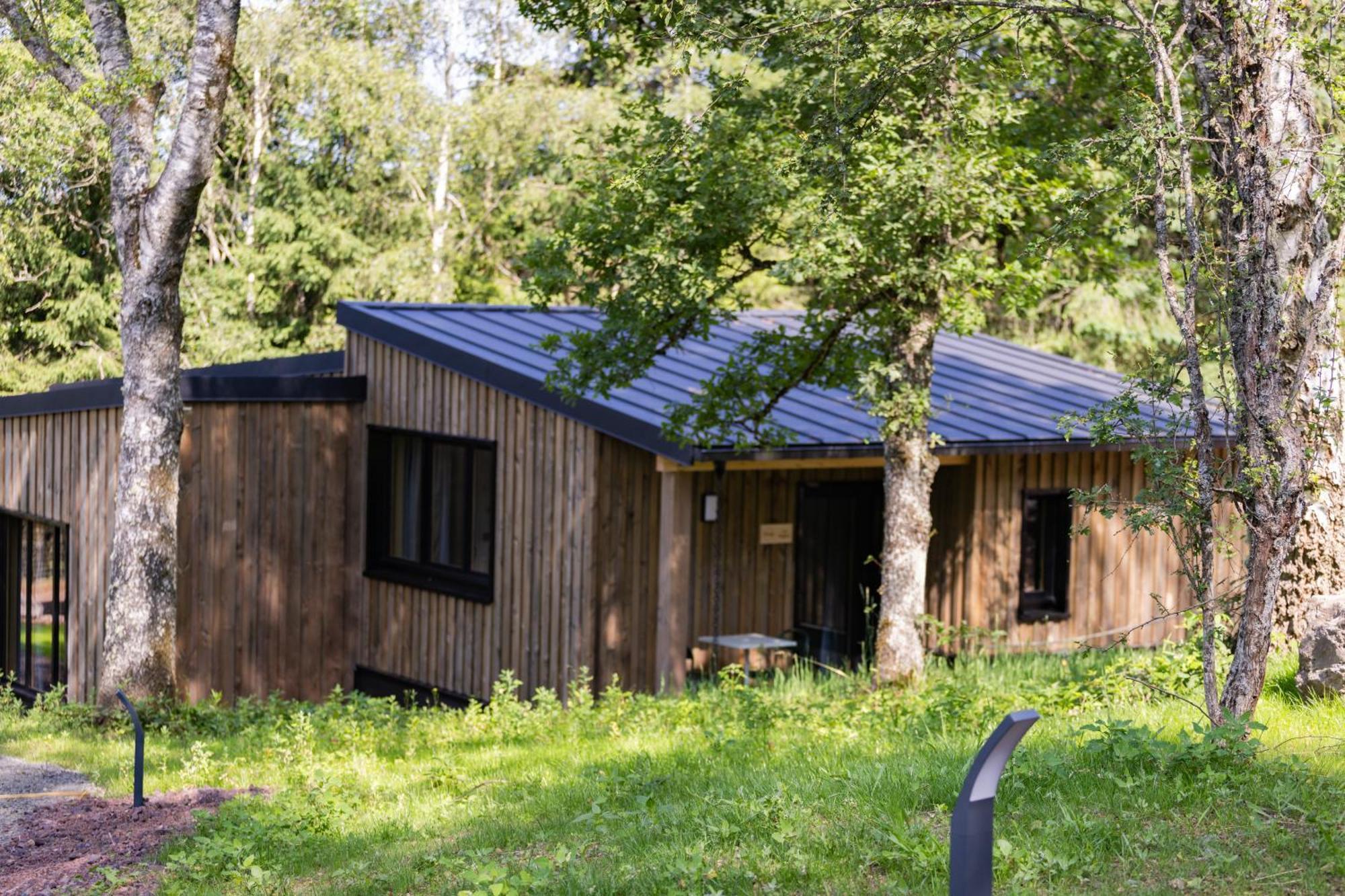 Hotel - Lodges De Lemptegy Сент-Орс Екстериор снимка